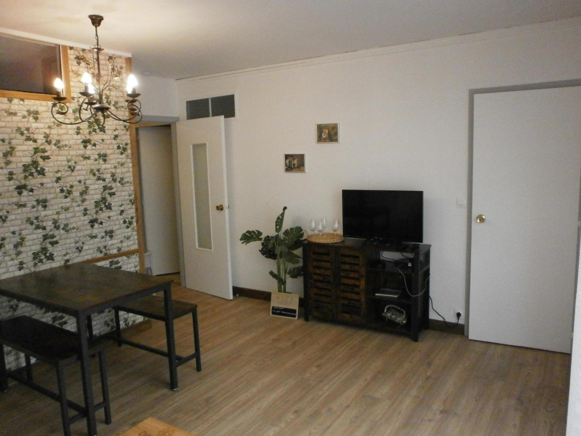 Le Petit Marmandais Apartment Marmande Exterior photo